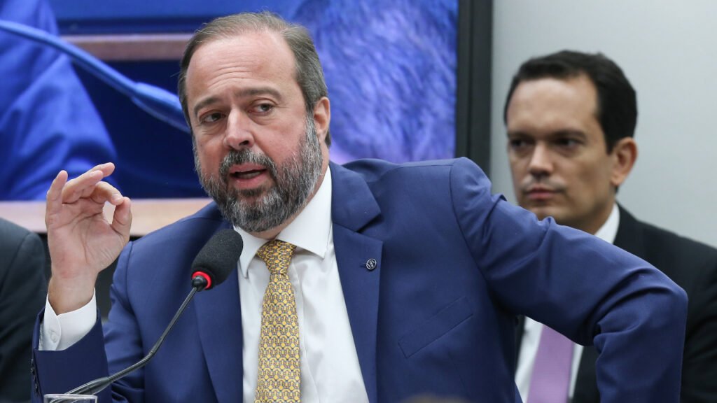 MENSAGENS DE VORCARO REGISTRAM ENCONTROS COM SILVEIRA E TRATATIVAS SOBRE ENEL E LIGHT